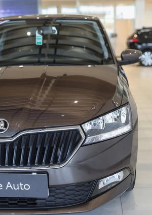 Skoda Fabia cena 52850 przebieg: 25415, rok produkcji 2019 z Nowe Miasto nad Pilicą małe 596